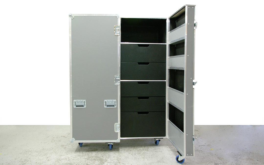 Opera wardrobe case